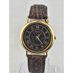 Rare Vtg Ladies Seiko V700-6K39 Quartz Watch Calfskin Floral New Battery Runs